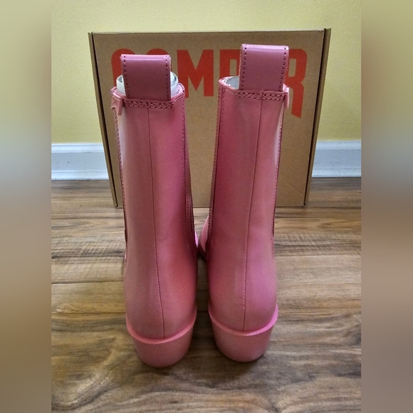 🎉💕HOST PICK 🎉💕Camper Bonnie Chelsea Boot,Pink,US 8.5 - Picture 4 of 13